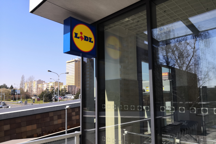 /uploads/posts/36e0608d1c301cccda77f5d8ecec1b8835b56004/images/Lidl retail.png